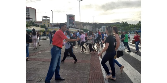 Centrais sindicais realizam ações em defesa da aposentadoria em Santa Catarina
