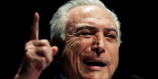 “O Brasil voltou, 20 anos em 2.”: slogan do Governo vira piada e gera crise de comunicação no Palácio do Planalto