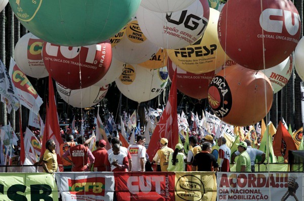 Centrais sindicais unificadas repudiam ataque de Mourão ao 13º salário