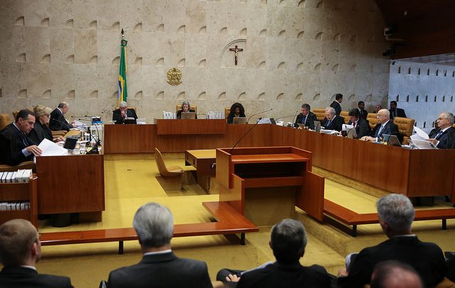 Senado aprova aumento de 16% nos salários dos ministros do STF