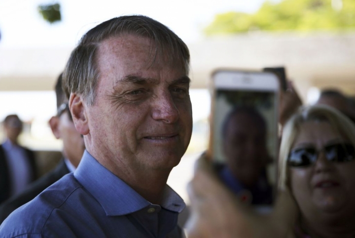 Concursos na mira: “dificilmente teremos concurso no Brasil nos próximos anos”, afirma Jair Bolsonaro