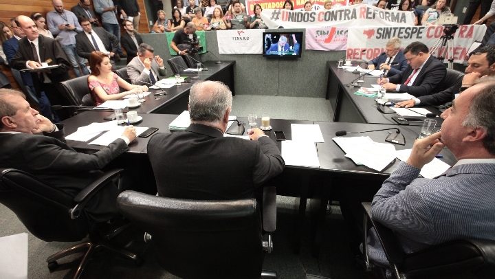 ALESC admite tramitação da reforma do Moisés
