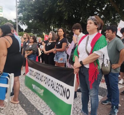 Diretores do Sintespe participam de ato em repúdio aos 60 anos do golpe civil- militar em Florianópolis