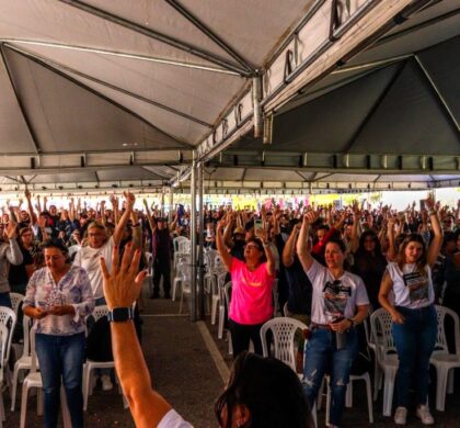 Nota de solidariedade à GREVE dos servidores de São José/SC por negociação e concurso público