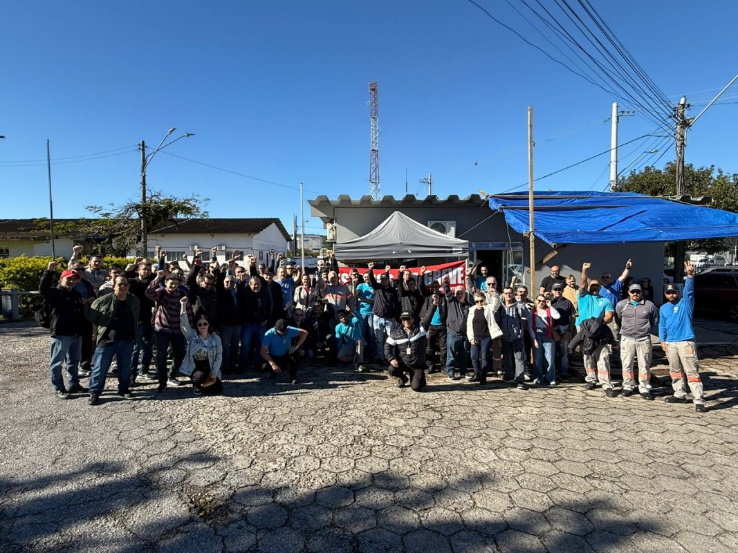 Todo apoio à GREVE dos trabalhadores e trabalhadoras na CELESC